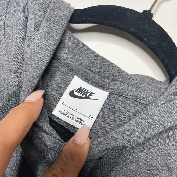 Nike Gray Men's Hoodie - Picture 3 of 4